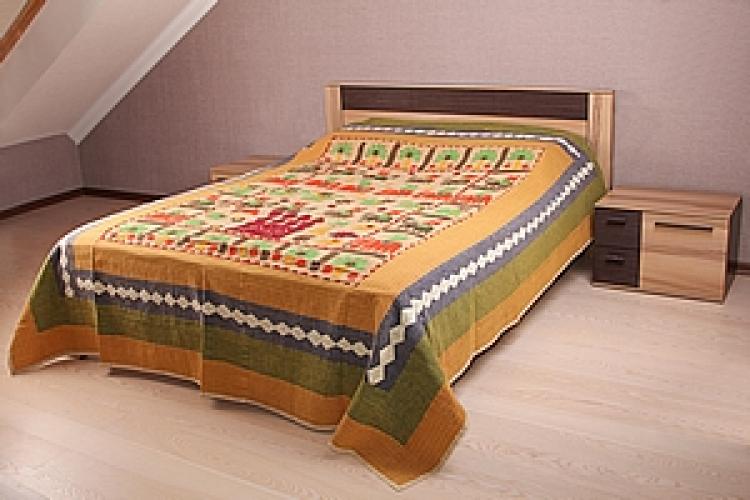 Покрывало с аппликацией ручной работы №116