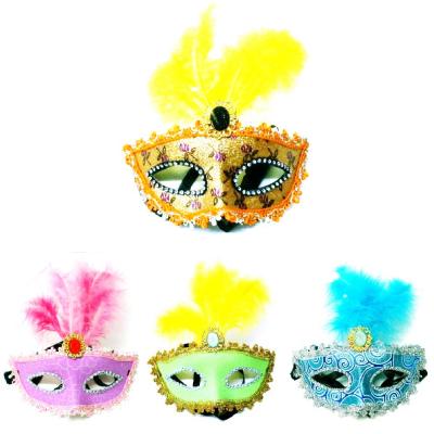  Полумаска венецианская с пером (цветная) 