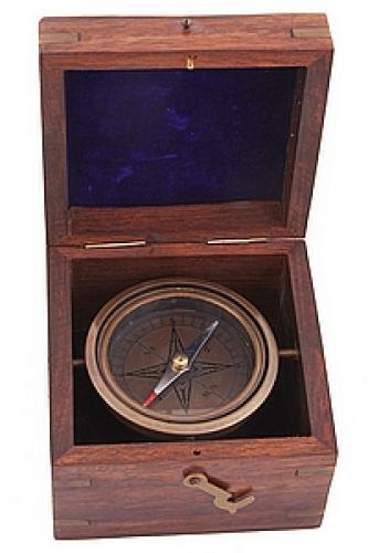 Компас 3"  в деревянном футляре №19
