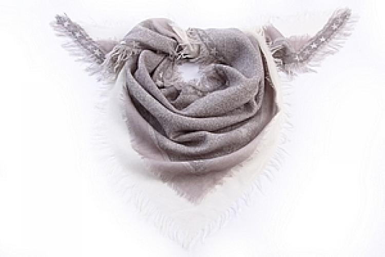 Палантин  шерсть "косынка с бахромой" №109