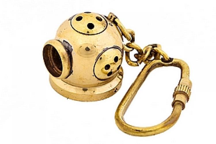 Брелок-шлем №191