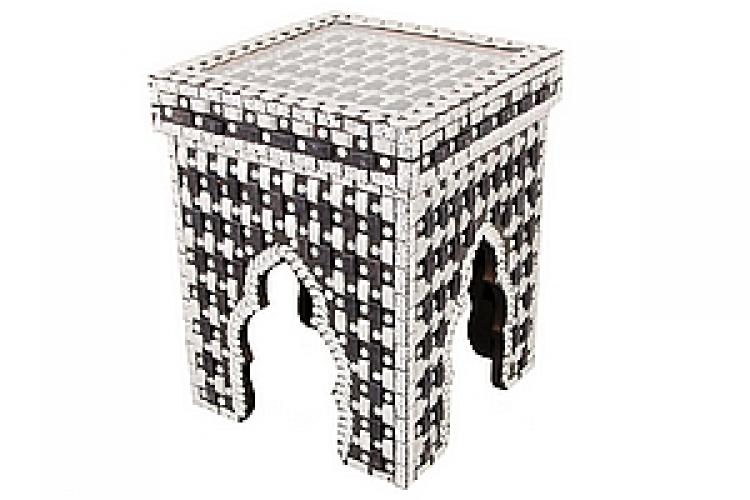 Стол с декор. отделкой  №45