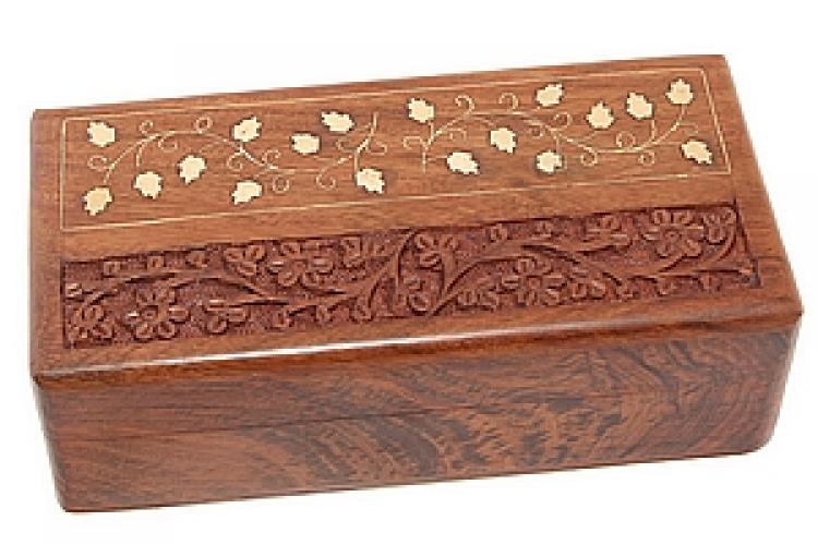 Шкатулка (дерево) с инкрустацией 20*10*6 №118