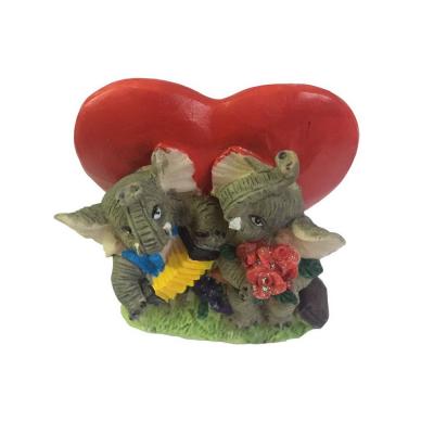  фигурка влебленные слоники вид 4 
