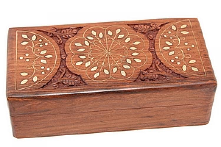 Шкатулка (дерево) с инкрустацией 20*10*6 №167