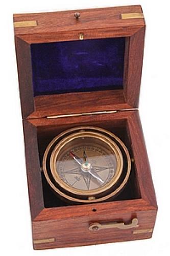Компас 2"  в деревянном футляре №152