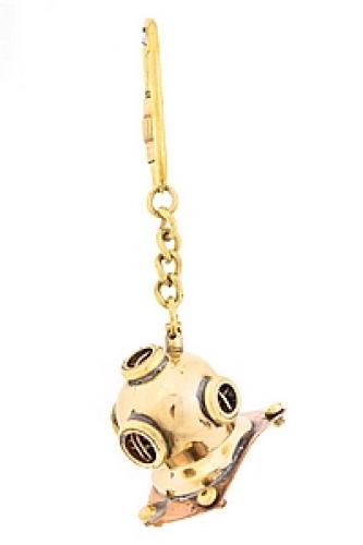 Брелок-шлем №130