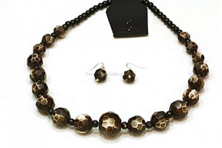 Украшение Бусы №198