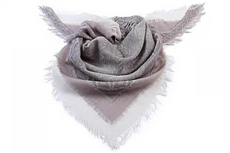 Палантин  шерсть "косынка с бахромой" №130