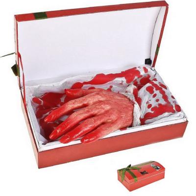  Рука оторванная в подарочной коробке(реагирует на звук) 