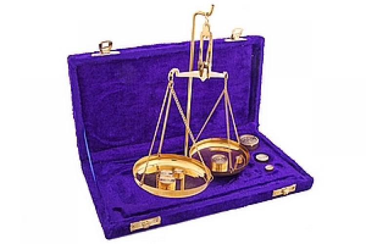 Сувенир "Весы" на 100 грамм Су0100